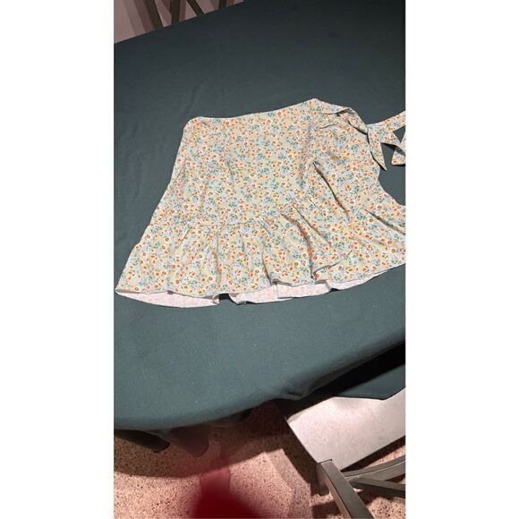 VIGOSS FLORAL WRAP SKIRT CORNFLOWER WOMENS SZ L NEW WITH TAGS - Picture 1 of 11